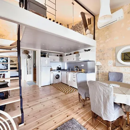 Elegant Confort Avec Climatisation Dans Le Centre Historique De St Emilion Apartment
